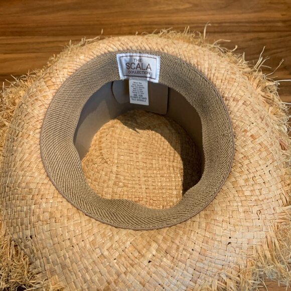 Scala natural straw hat, applied shells, straw flowers, adjustable hatband, EUC - Picture 4 of 16